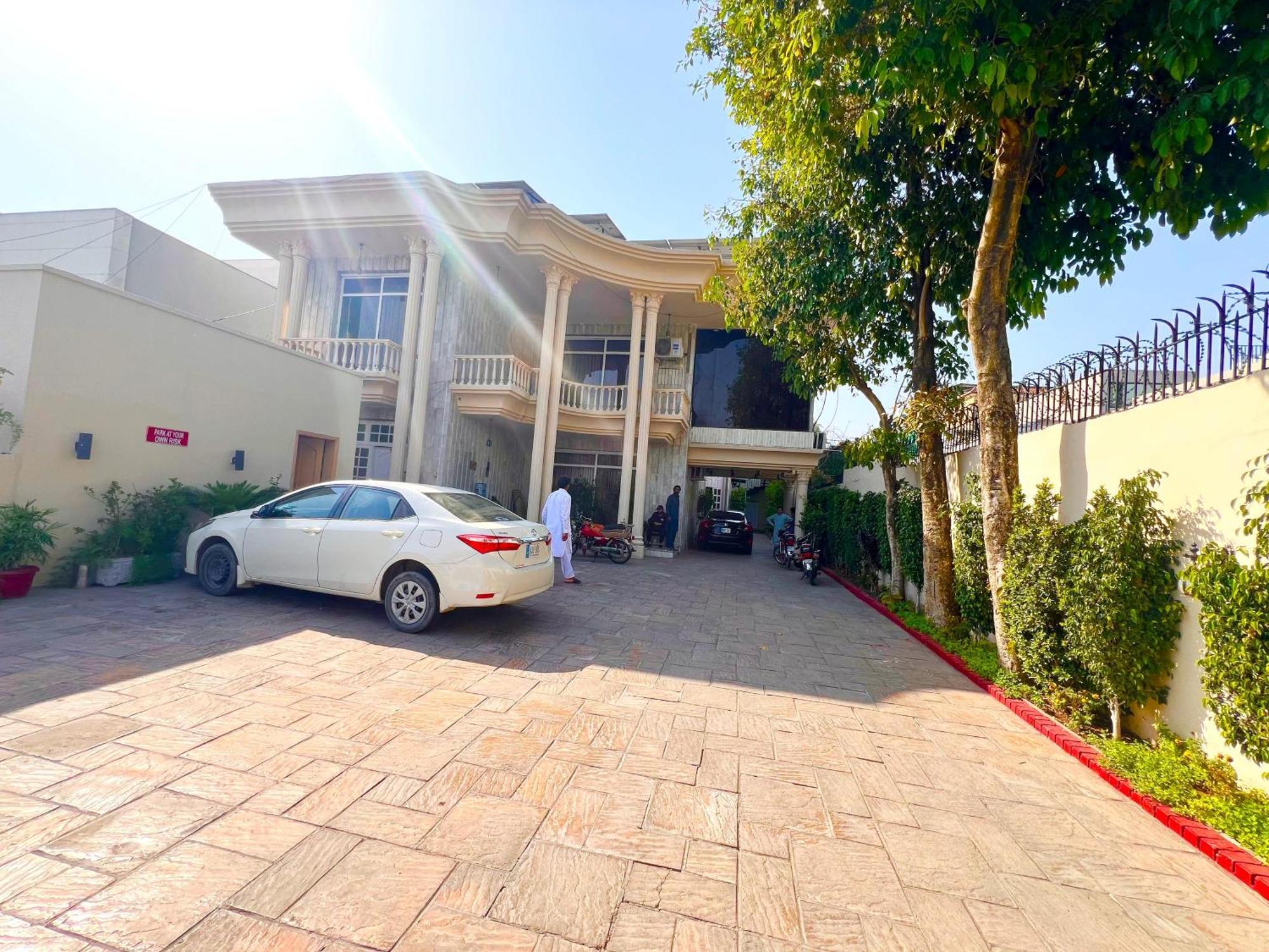 Shelton Guest House Islamabad Extérieur photo