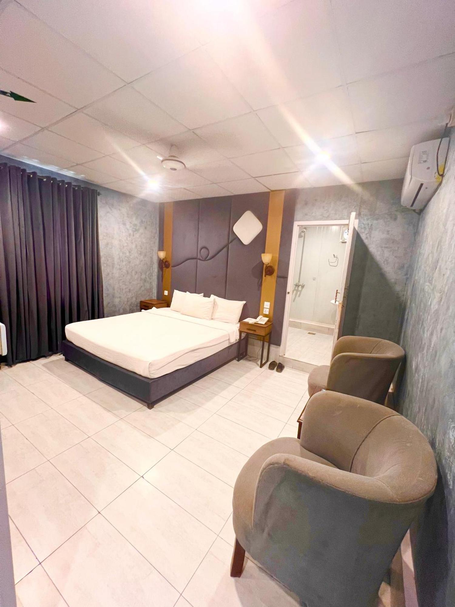 Shelton Guest House Islamabad Extérieur photo